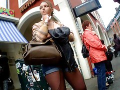 Porno video retro svingeri lijepa ejakulira raka