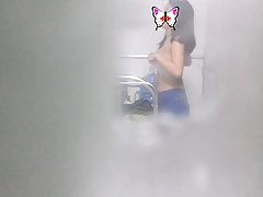 Amaterski foto porno s djevojkom poslao sperma na lice