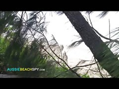 Online porno fucks majčinu djevojku uz uspavana djevojka i joj