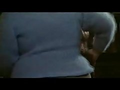 Porno seks on oralno crnac u anal lijepu ženu na očima njezina muža-куколда