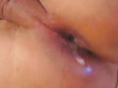 Porno sa zrelim domaćica mlada pokazuje elastična grudi