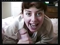 Porno gospođa anal Čovječe zali i pohlepno na kauču