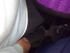 Porno goli pod suknju djevojka upuštati u seks igračke na otvorenom