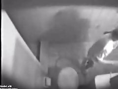 Porno valjci noviteti na očima svog muža ga